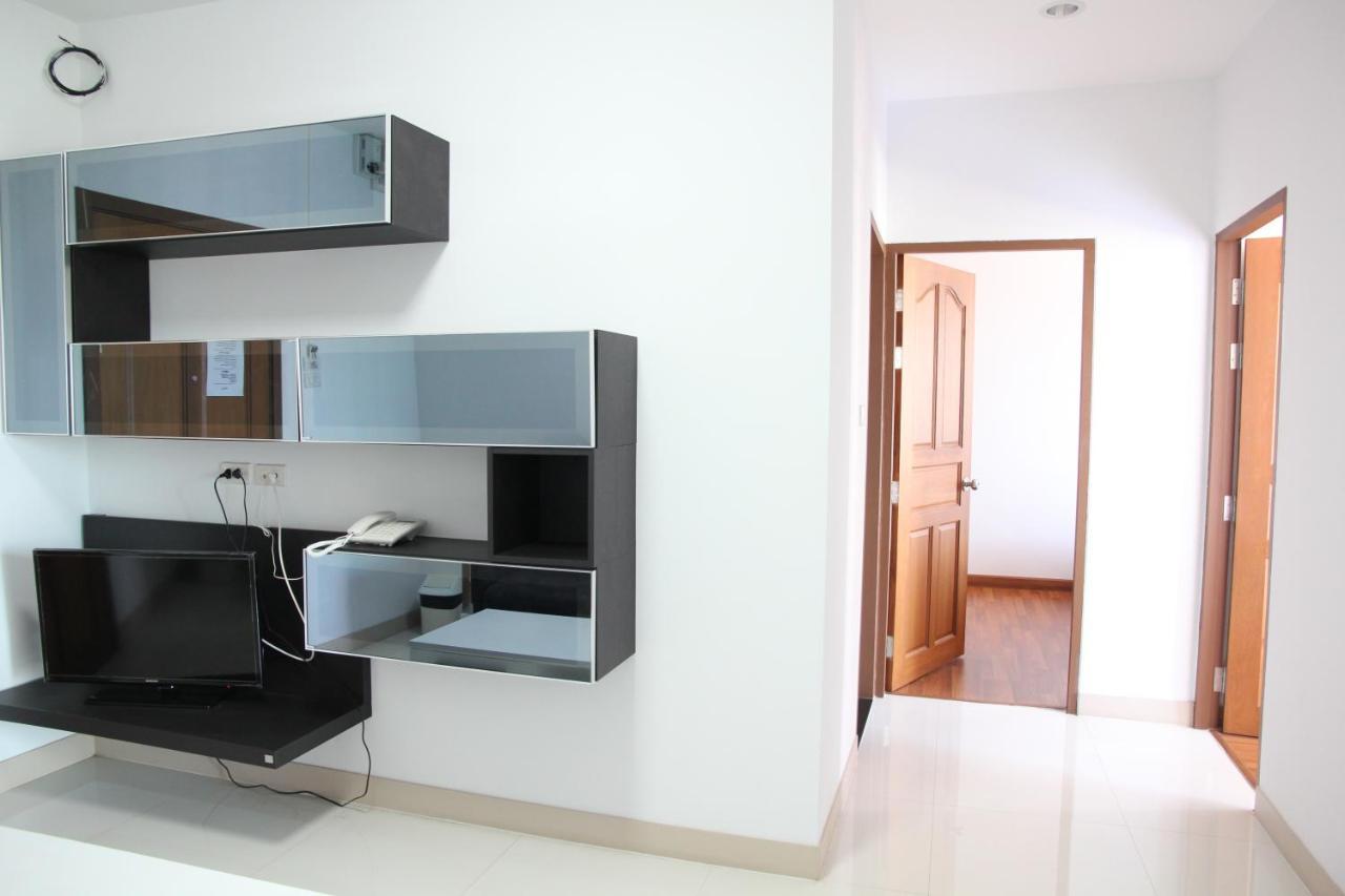 V-Twin Donjan Service Apartment Čiang Mai Exteriér fotografie