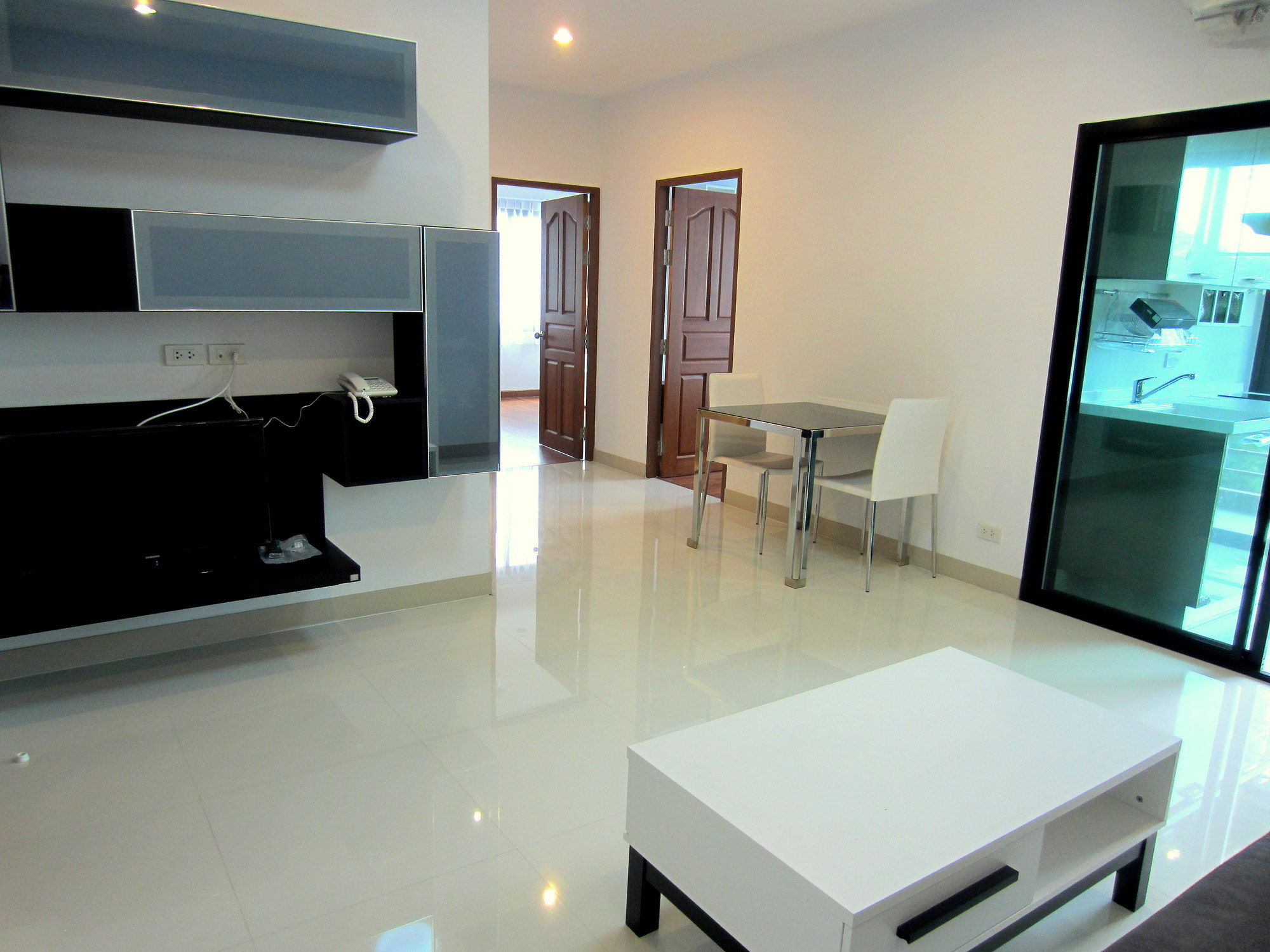 V-Twin Donjan Service Apartment Čiang Mai Exteriér fotografie