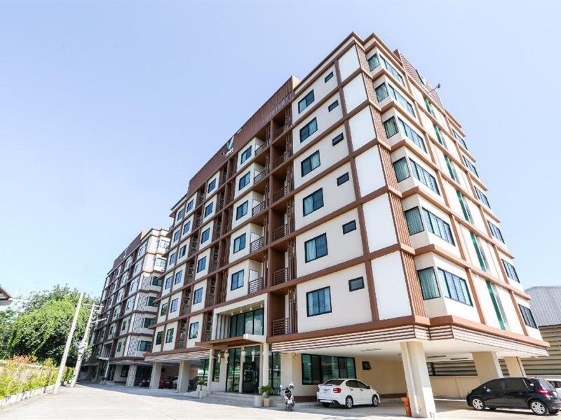 V-Twin Donjan Service Apartment Čiang Mai Exteriér fotografie