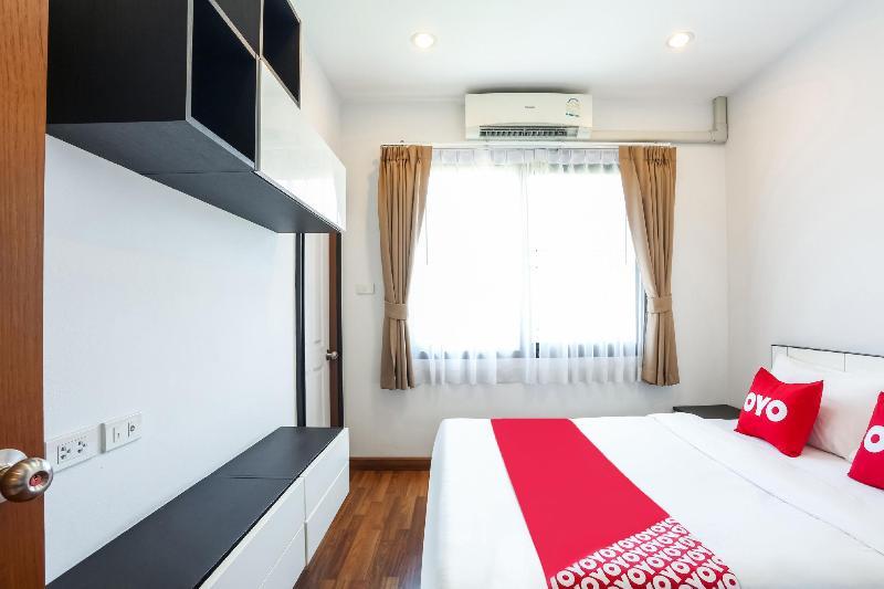 V-Twin Donjan Service Apartment Čiang Mai Exteriér fotografie
